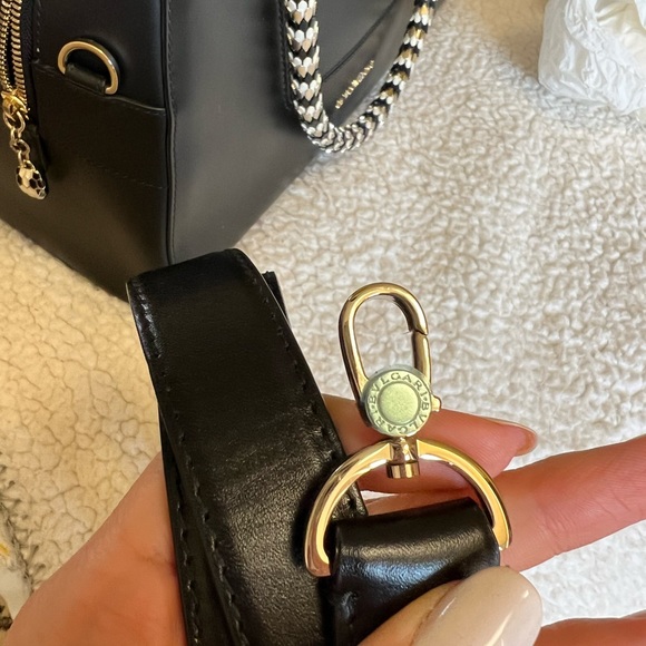 Authentic Bvlgari black leather top handle bag - Picture 7 of 11